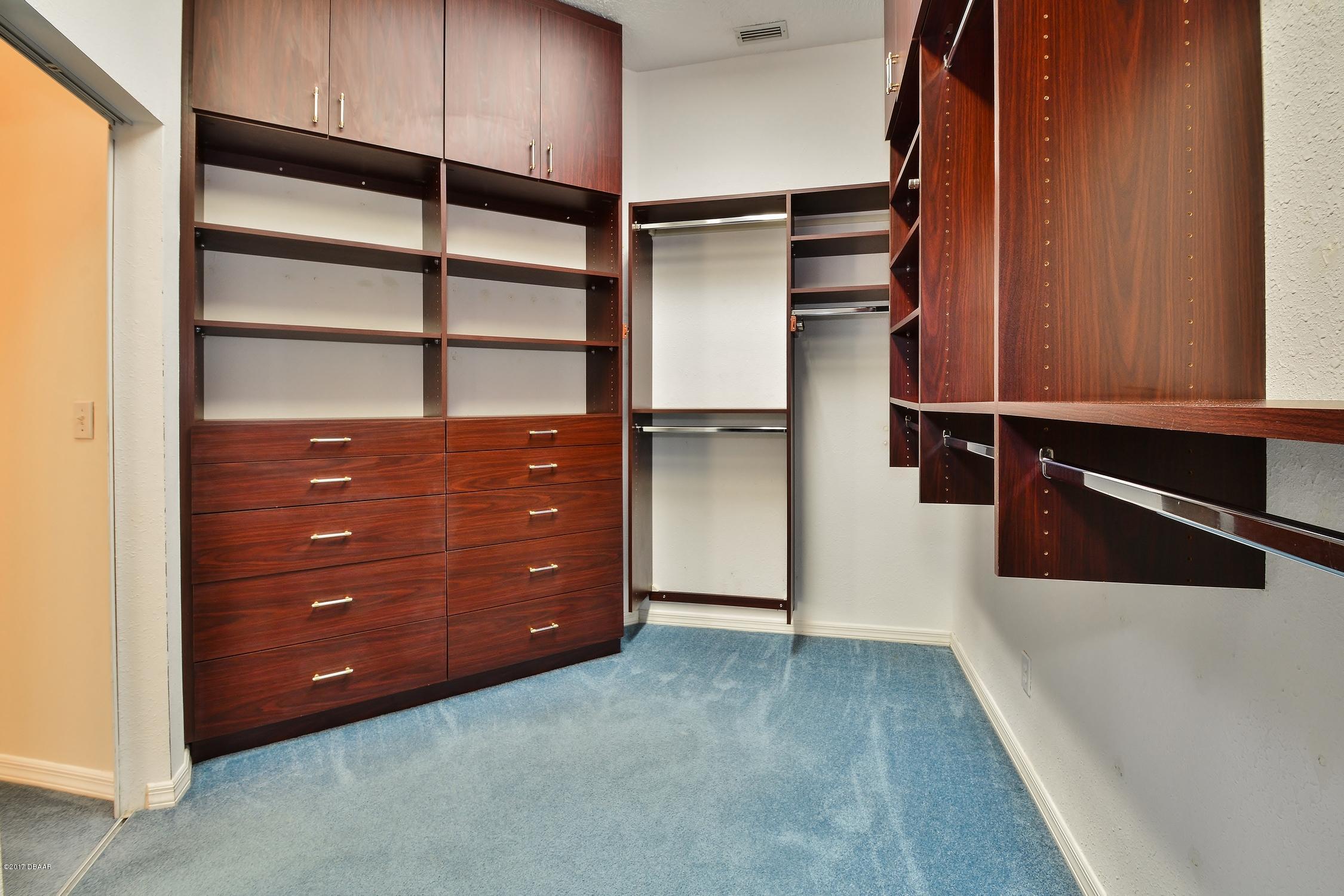 2244 Hontoon Road DeLand, FL 32720 - Photo 17 of 39 Master_Walk-in_Closet