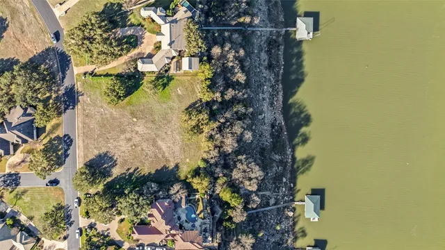 $1,750,000 | 26216 Countryside Drive, Spicewood, TX 78669