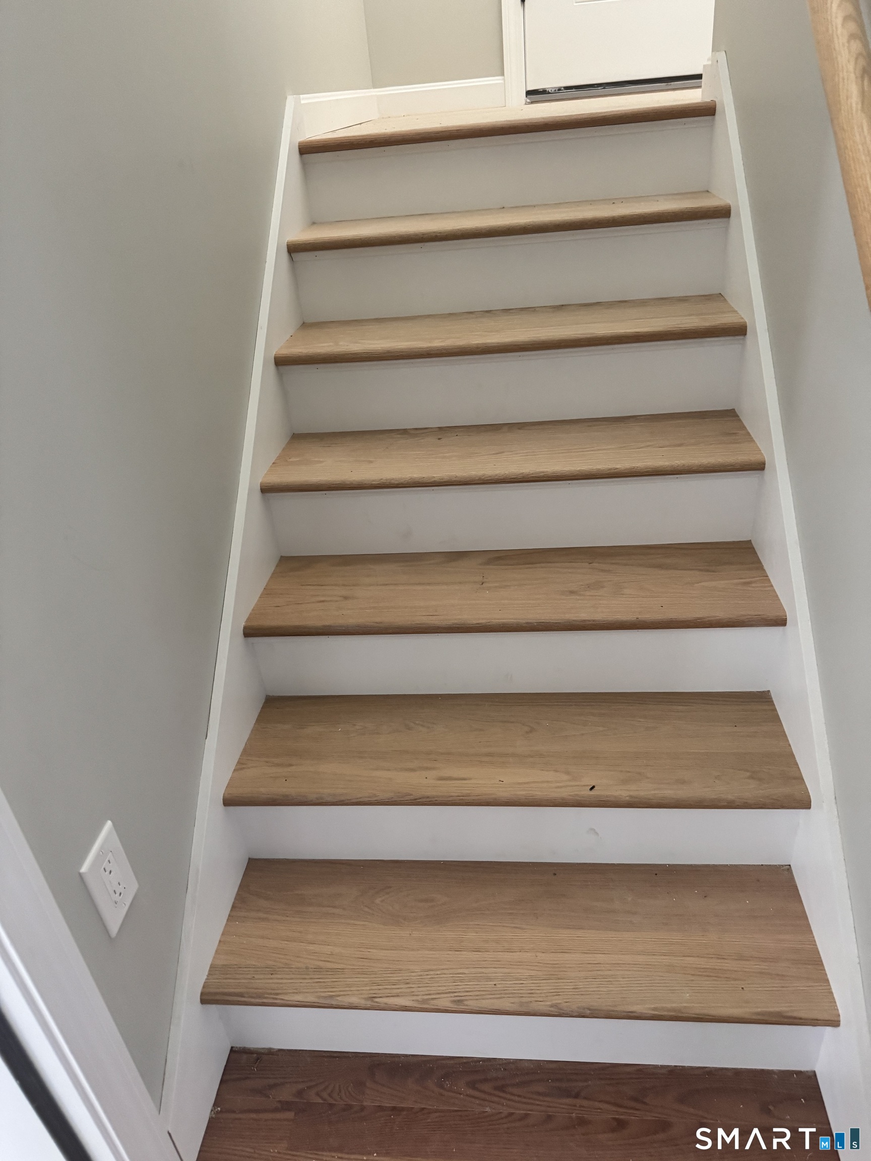 11 Mamacoke Road Waterford, CT 06375 - Photo 16 of 17