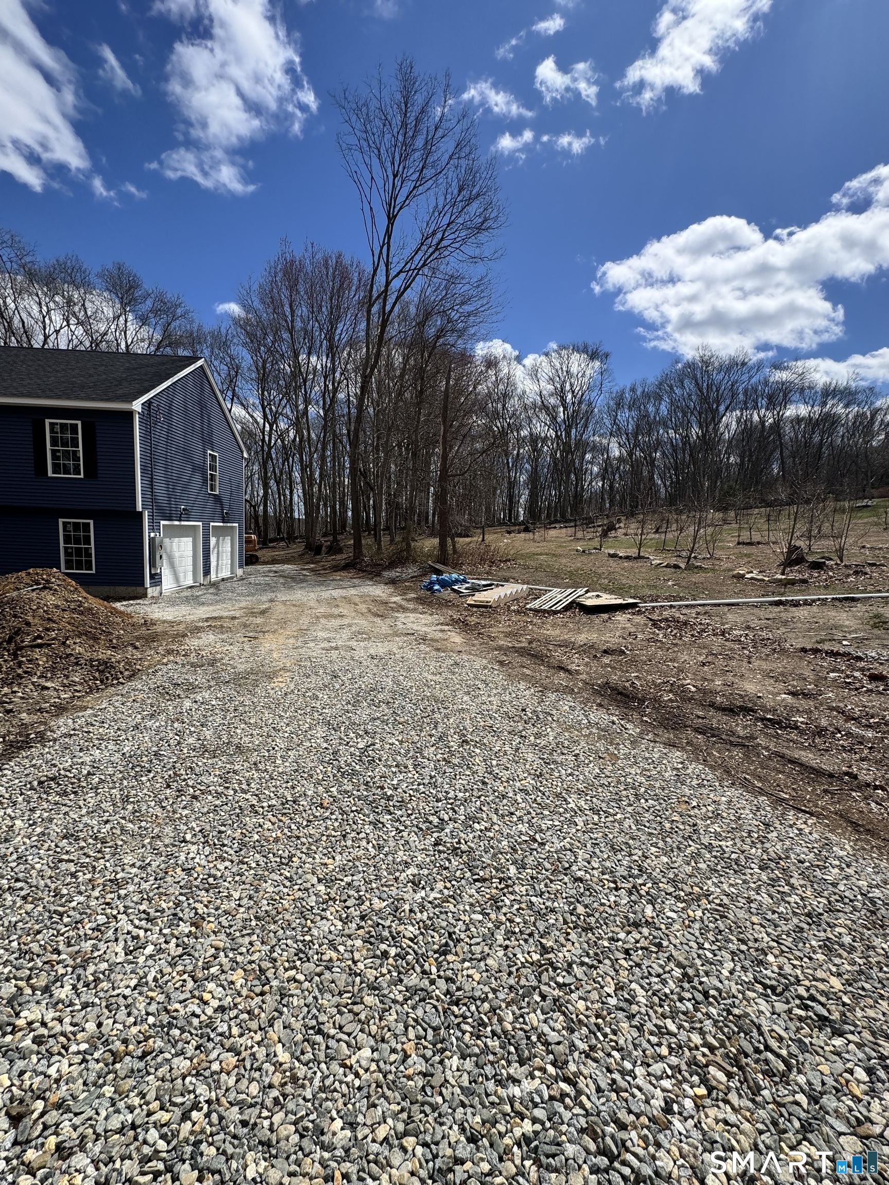 11 Mamacoke Road Waterford, CT 06375 - Photo 5 of 17