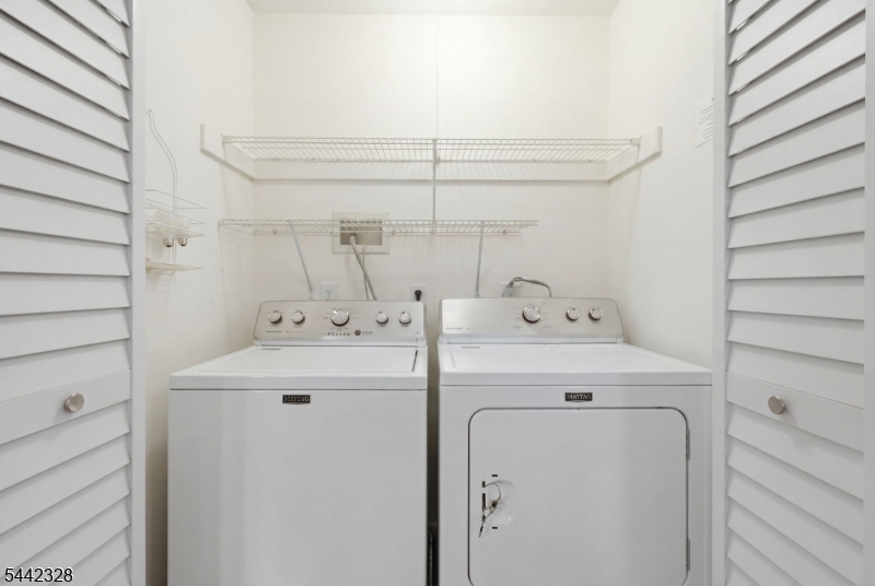 9 Sam Bonnell Drive, Unit 9 Clinton, NJ 08809 - Photo 16 of 30
