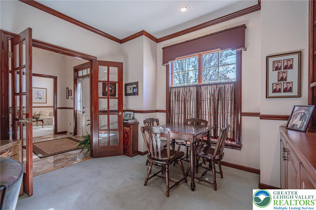460 Bridle Path Road Bethlehem, PA 18017 - Photo 31 of 59 Library/office