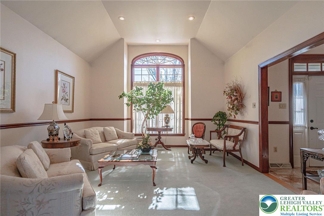 460 Bridle Path Road Bethlehem, PA 18017 - Photo 32 of 59 Bright living room with vaulted ceiling
