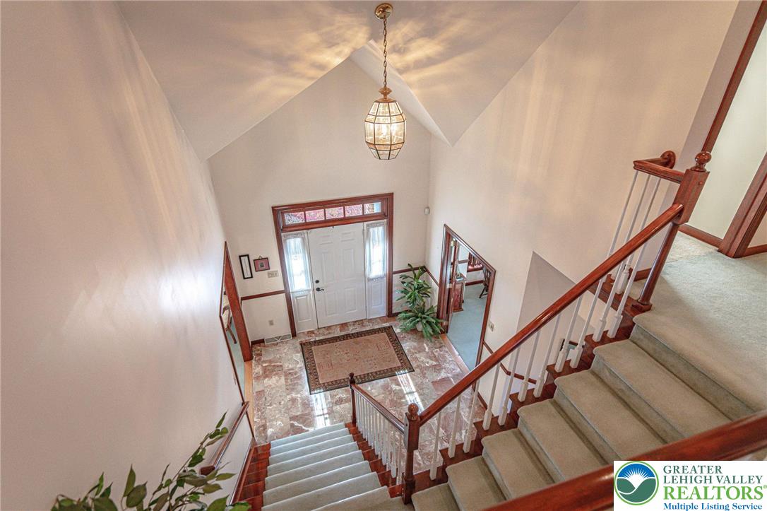460 Bridle Path Road Bethlehem, PA 18017 - Photo 35 of 59 2-story foyer