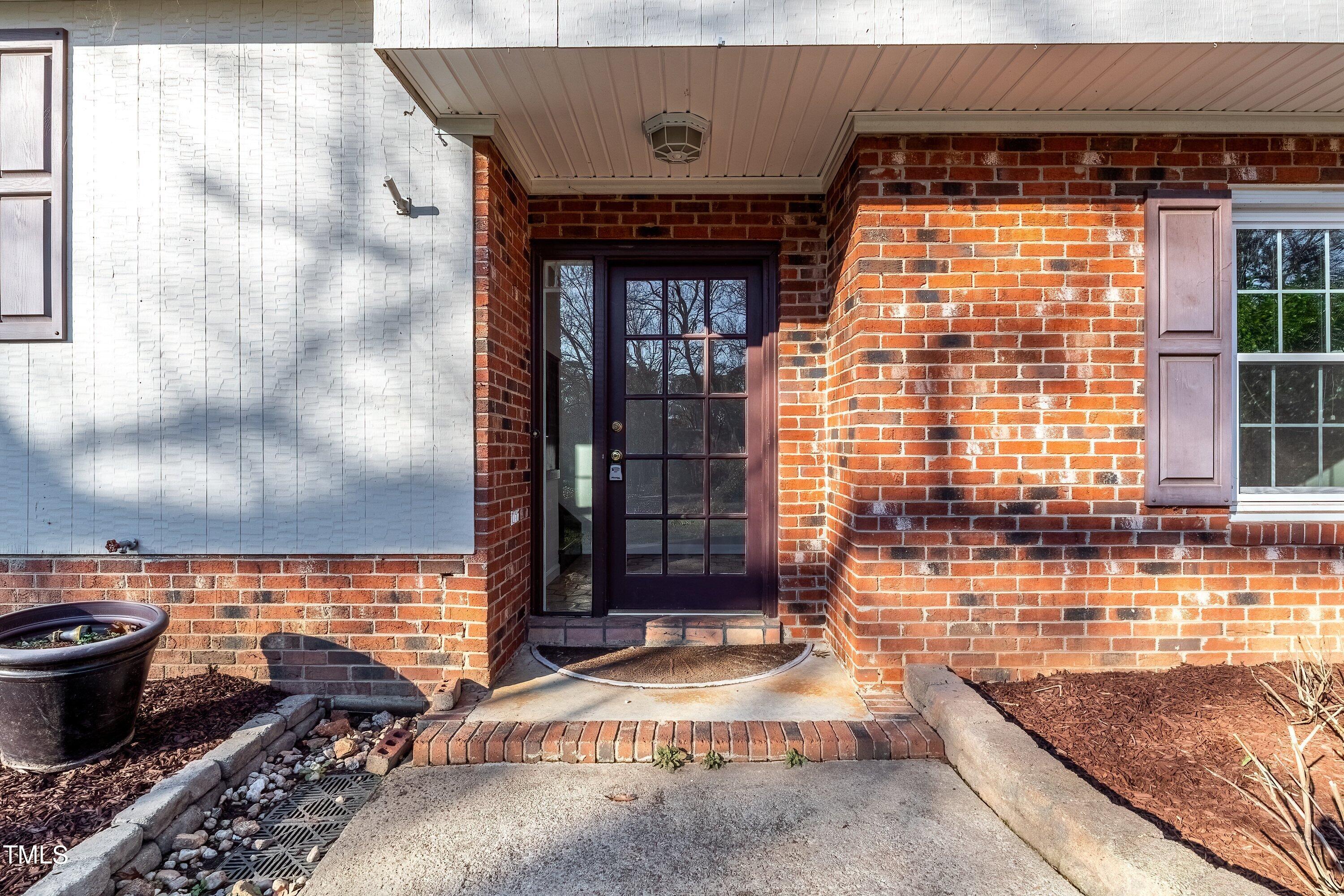 5801 Partridge Lane Raleigh, NC 27609 - Photo 7 of 42 5801-Partridge-7