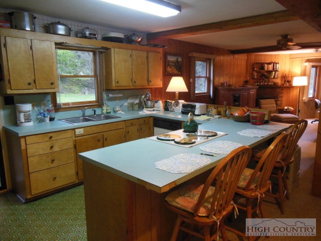 59 Raspberry Lane Sparta, NC 28675 - Photo 17 of 30 Gallery Image 17