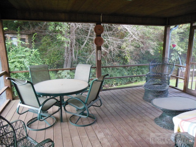 59 Raspberry Lane Sparta, NC 28675 - Photo 4 of 30 Gallery Image 4