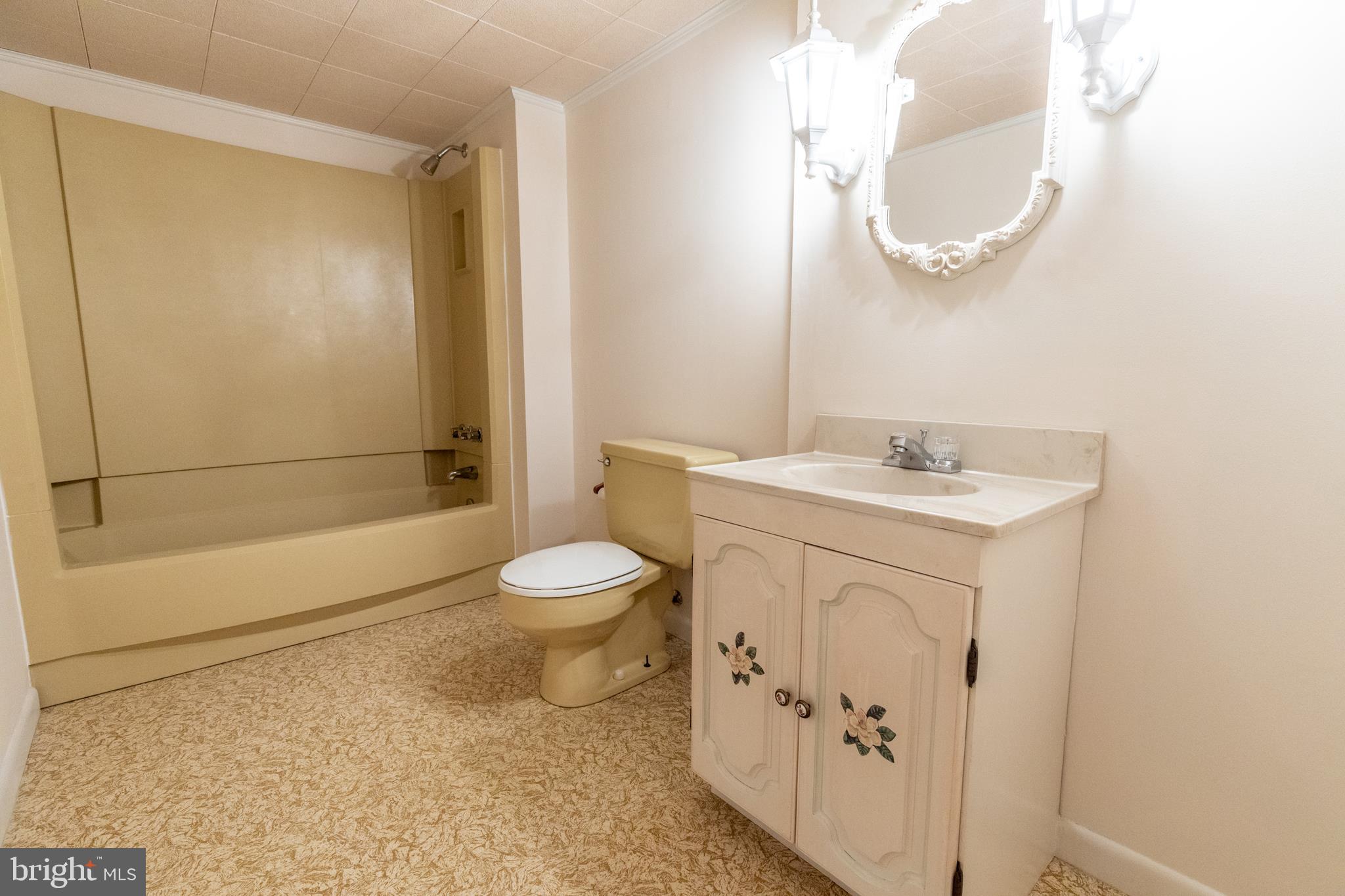 175 Camp Frame Road Hedgesville, WV 25427 - Photo 39 of 57 Lower level includes full bath w/ tub/shower