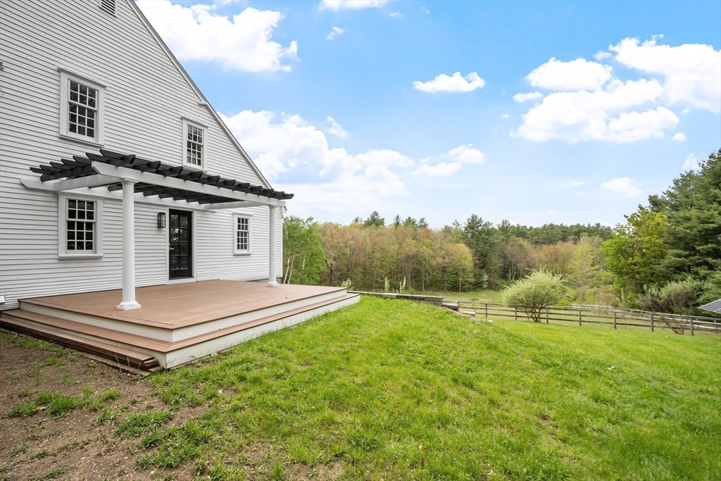 41 Pinnacle Road Harvard, MA 01451 - Photo 24 of 31