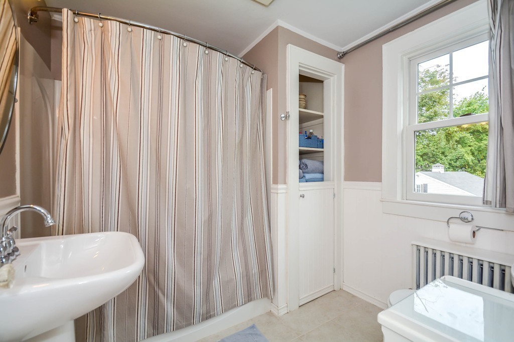 21 Rivercliff Road Lowell, MA 01852 - Photo 18 of 30 Gallery Image 18