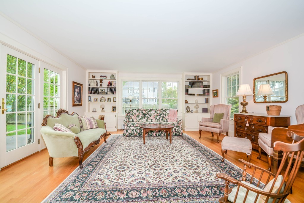 21 Rivercliff Road Lowell, MA 01852 - Photo 7 of 30 Gallery Image 7