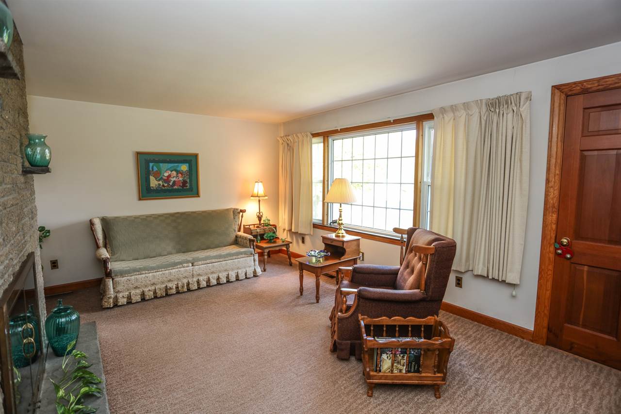 52 Mammoth Road Windham, NH 03087 - Photo 15 of 26