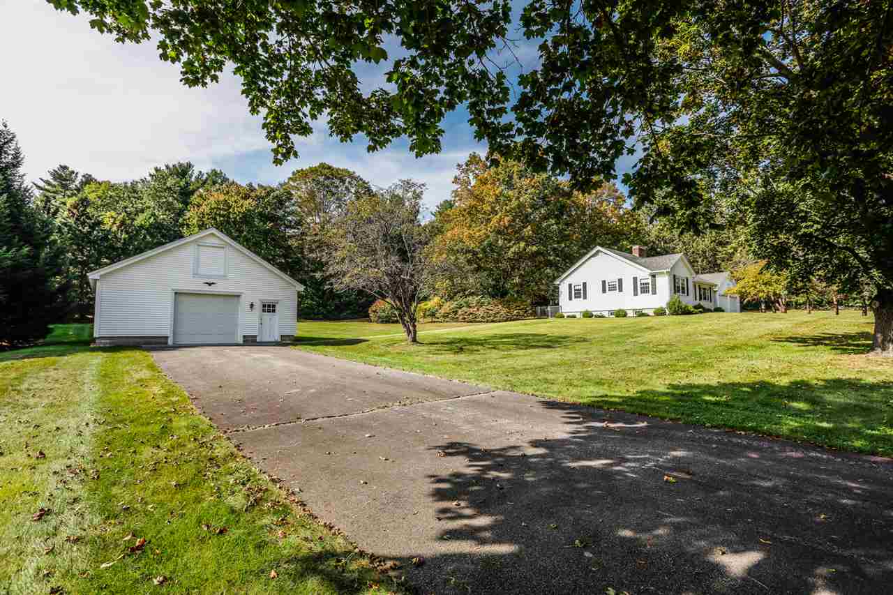 52 Mammoth Road Windham, NH 03087 - Photo 4 of 26