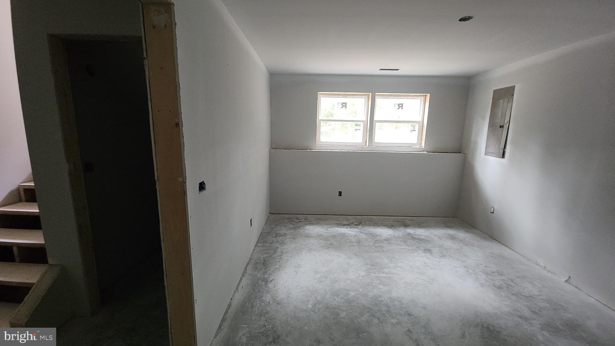 23570 Myrtle Point Road California, MD 20619 - Photo 6 of 10 an empty room with windows