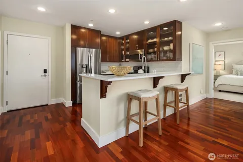 $849,500 | 220 1st Street, Unit 310, Kirkland, WA 98033