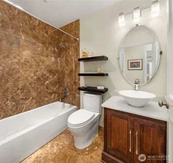 $849,500 | 220 1st Street, Unit 310, Kirkland, WA 98033