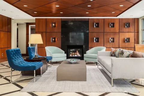 $849,500 | 220 1st Street, Unit 310, Kirkland, WA 98033