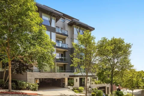$849,500 | 220 1st Street, Unit 310, Kirkland, WA 98033