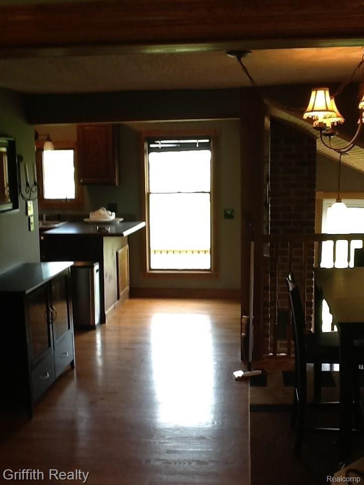 6917 West Hayner Road Fowlerville, MI 48836 - Photo 9 of 12 Interior.jpg