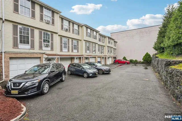 a car parked in front of a building