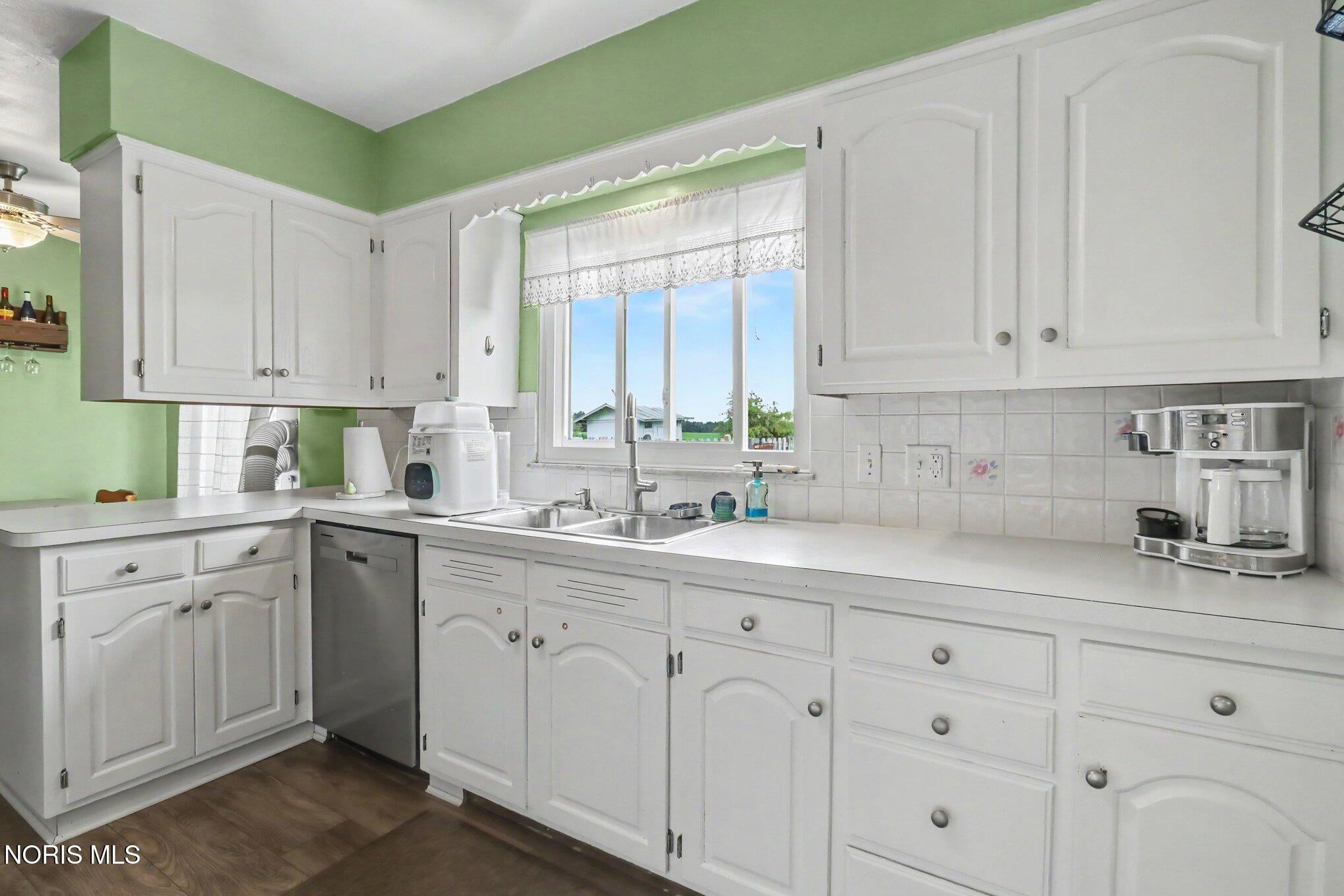 9504 Waterville Swanton Road Waterville, OH 43566 - Photo 14 of 32 Gallery Image 14