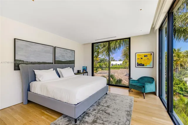 $9,875,000 | 250 Ocean Boulevard, Golden Beach, FL 33160