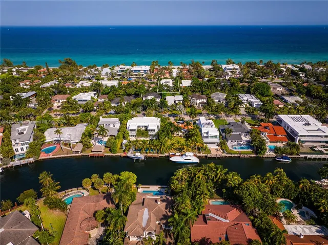 $9,875,000 | 250 Ocean Boulevard, Golden Beach, FL 33160