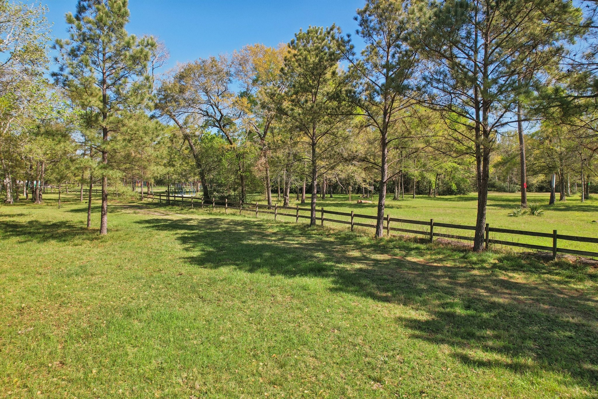 4610 Sloangate Drive Spring, TX 77373 - Photo 13 of 48 Ground level views of the property.