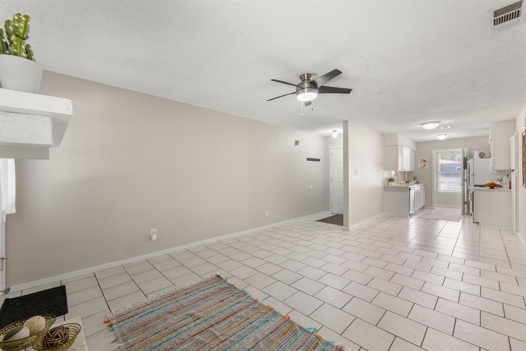 2311 Burleson Road, Unit B Austin, TX 78741 - Photo 9 of 24