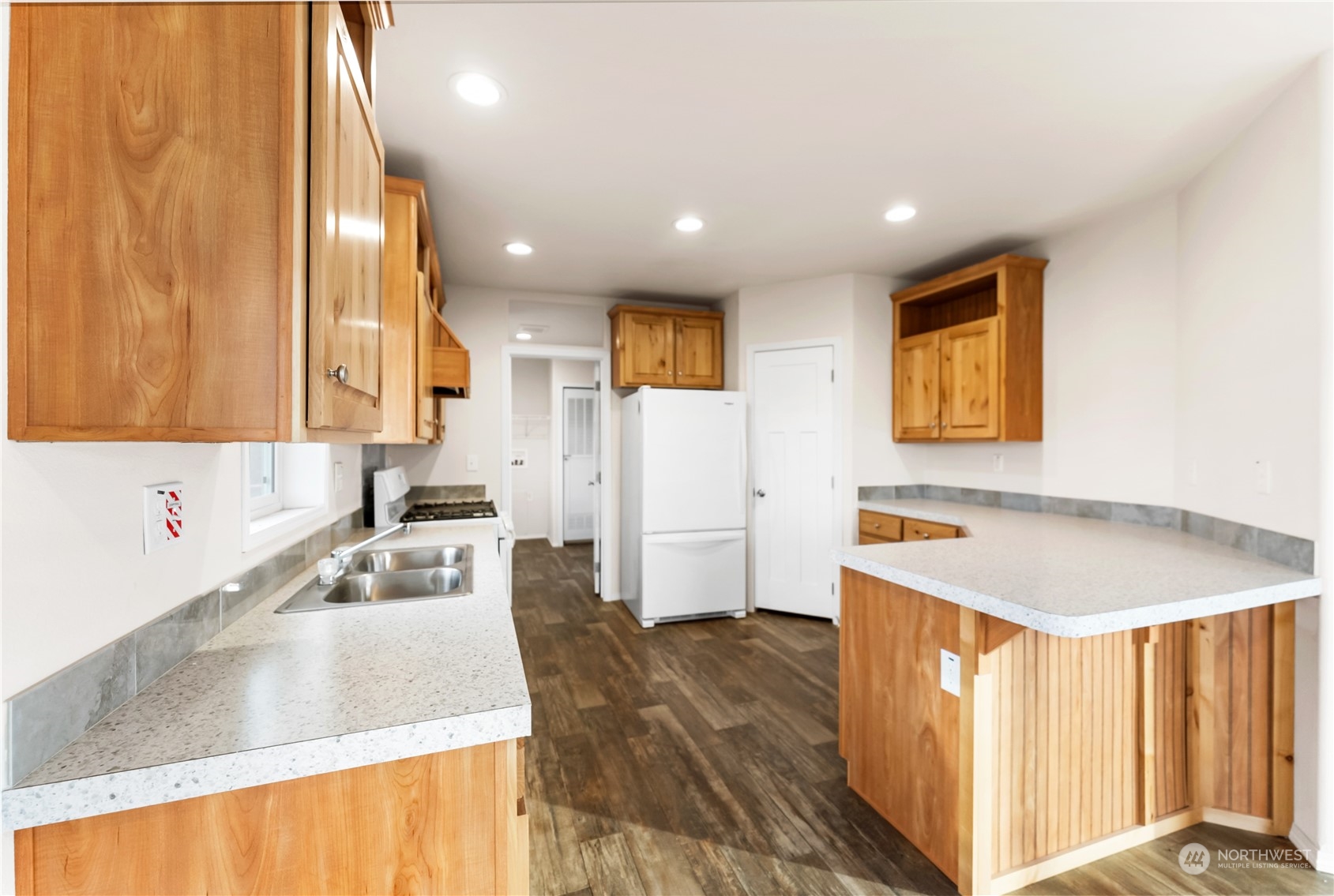 392 Cameron Lake Loop Road Okanogan, WA 98840 - Photo 8 of 40 Gallery Image 8