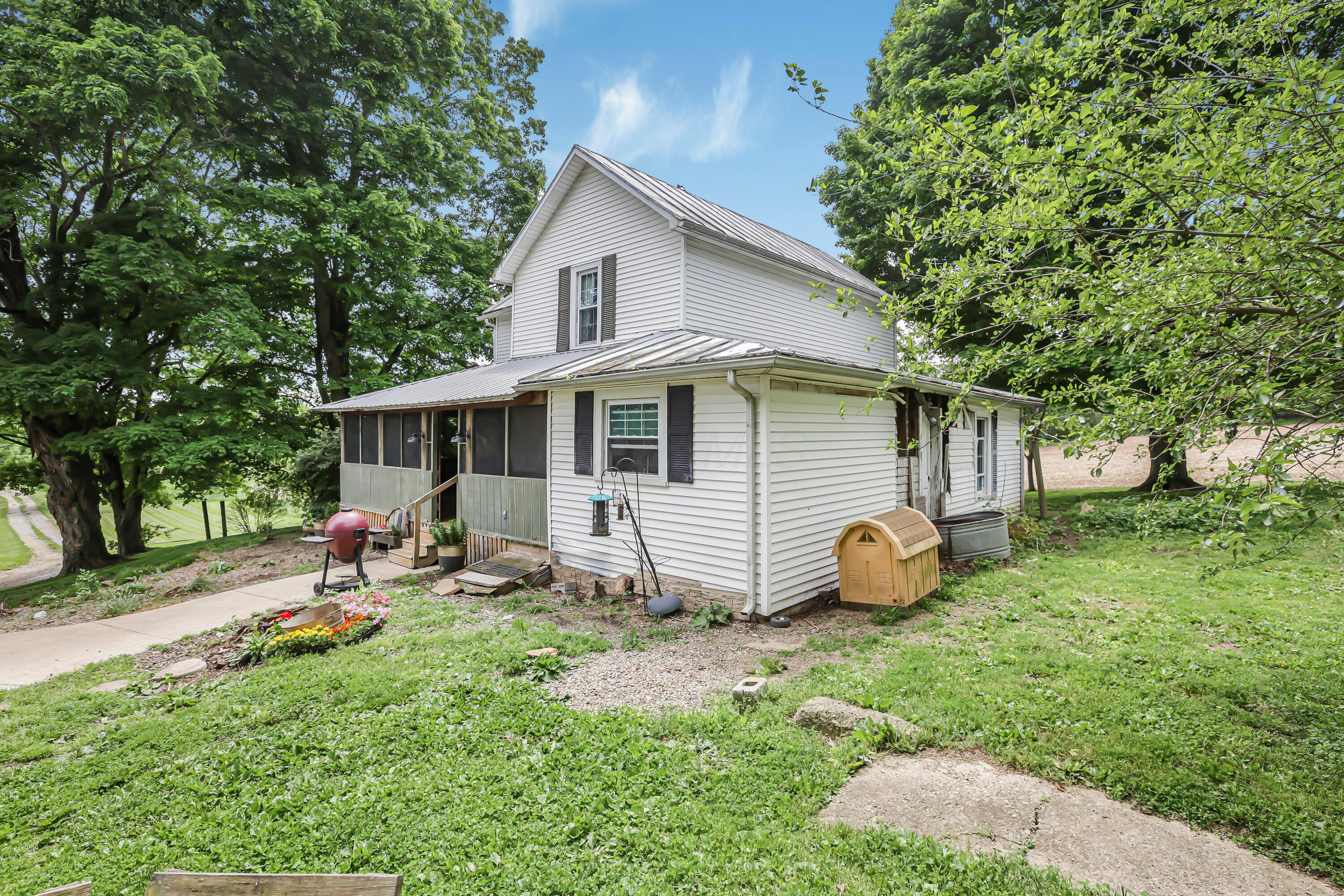 11479 Armentrout Road Fredericktown, OH 43019 - Photo 4 of 59 6-print-939A7157