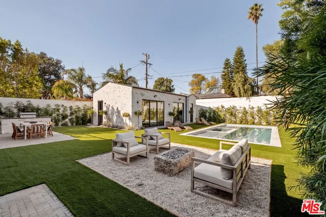 $4,995,000 | 11621 Hesby Street, Valley Village, CA 91601