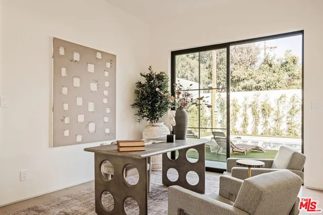 $4,995,000 | 11621 Hesby Street, Valley Village, CA 91601