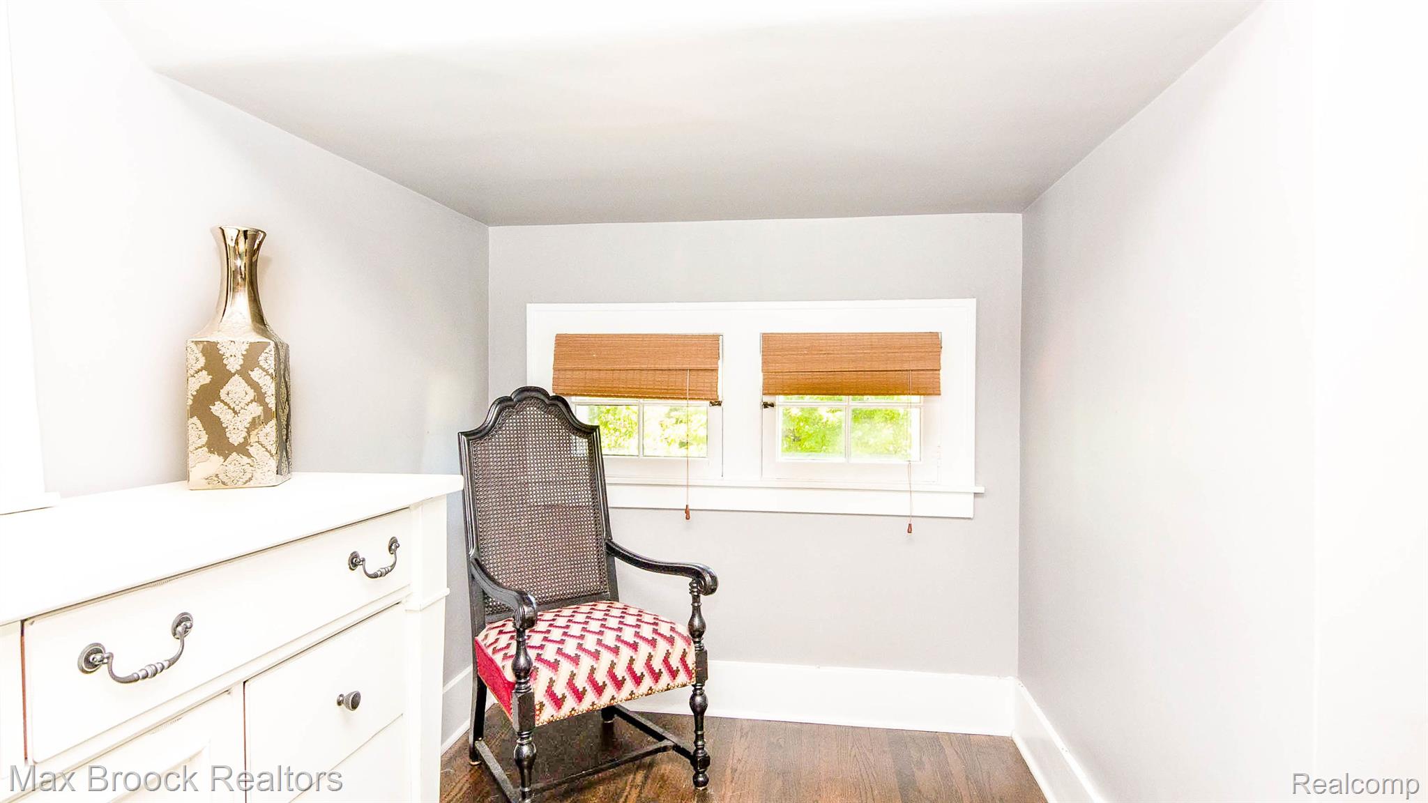 121 Woodside Road Royal Oak, MI 48073 - Photo 29 of 49 Gallery Image 29