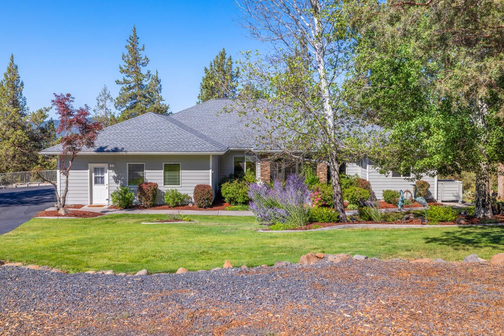 10046 Dowitcher Road Klamath Falls, OR 97601 - Photo 50 of 73 10046DowitcherRd-15