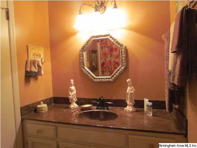 108 Mack Roper Road Trussville, AL 35173 - Photo 7 of 29