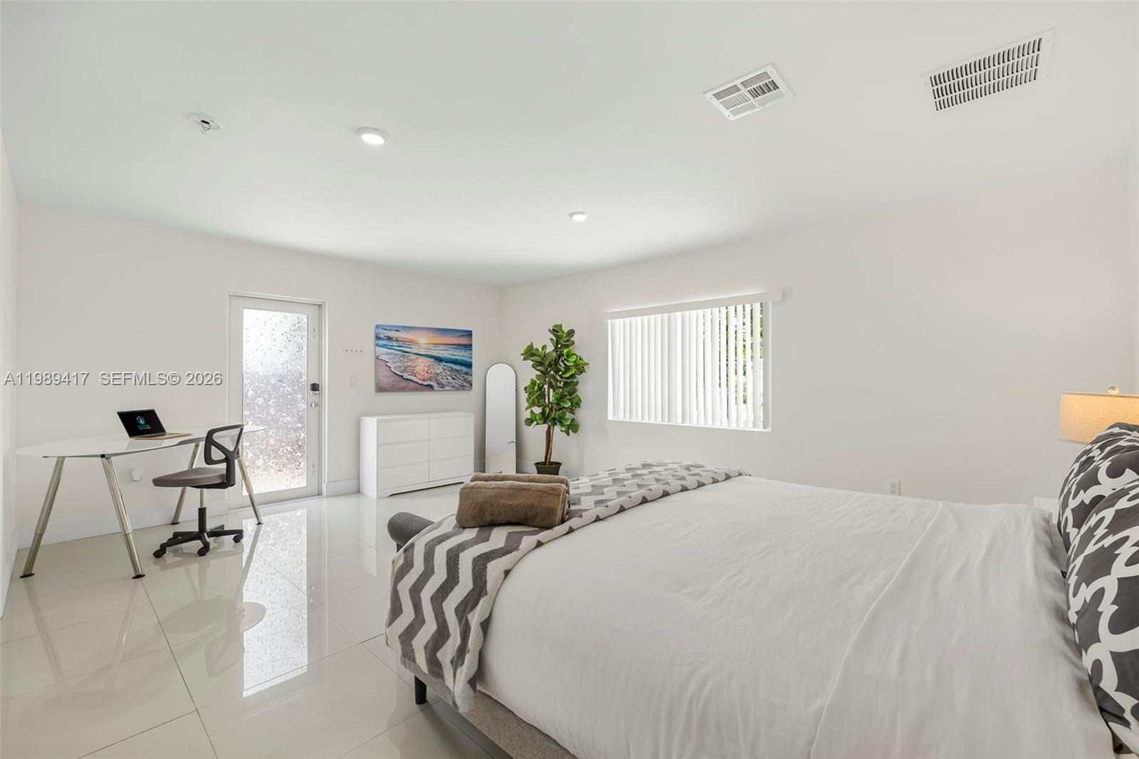 1924 Southwest 20th Street Miami, FL 33145 - Photo 23 of 68