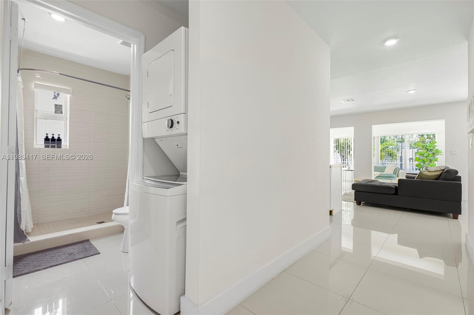 1924 Southwest 20th Street Miami, FL 33145 - Photo 34 of 68