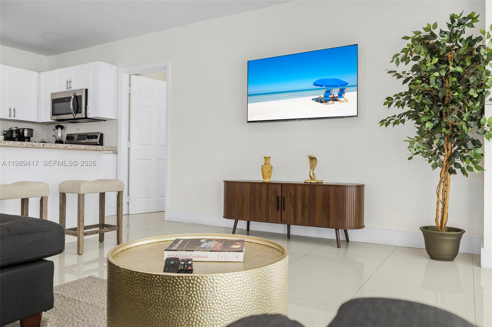 1924 Southwest 20th Street Miami, FL 33145 - Photo 10 of 68