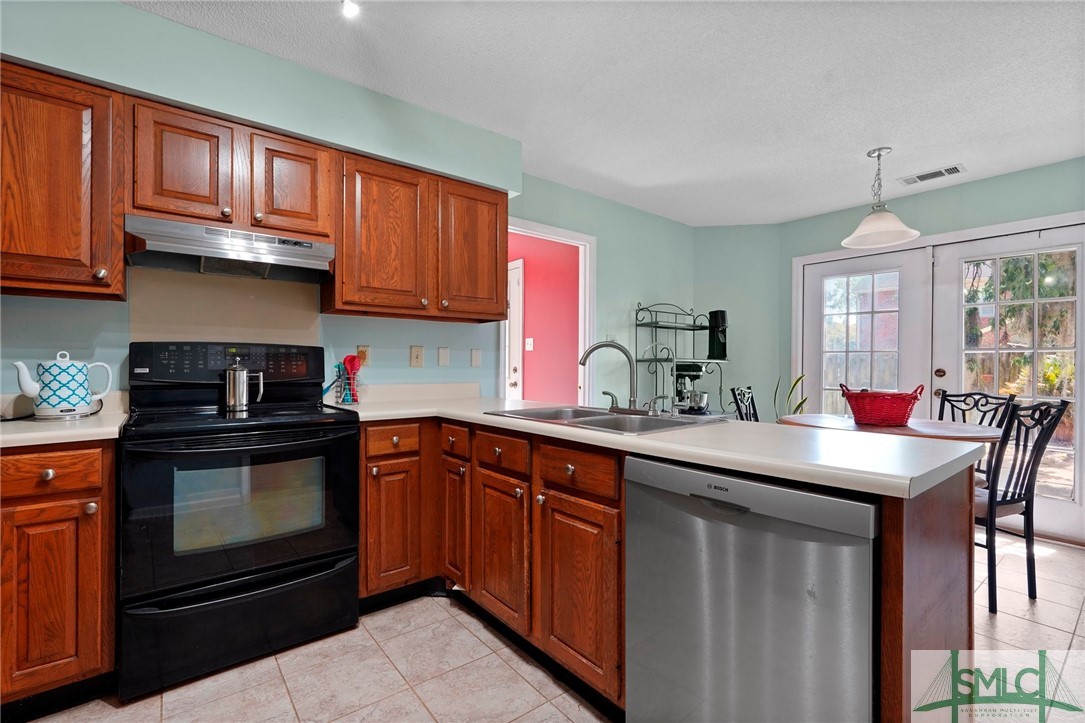 60 River Bluff Drive Savannah, GA 31406 - Photo 15 of 42