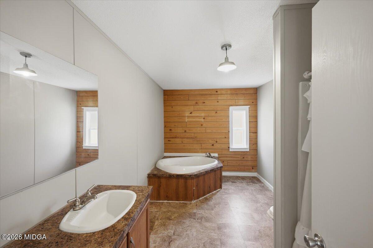 261 Blounts Chapel Road Haddock, GA 31033 - Photo 15 of 36 24-W7A8276