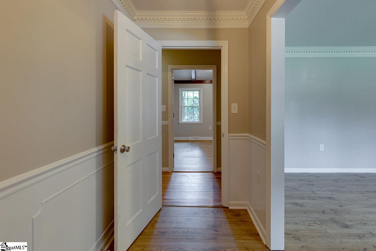 4204 Ridge Road Anderson, SC 29625 - Photo 3 of 33 Gallery Image 3