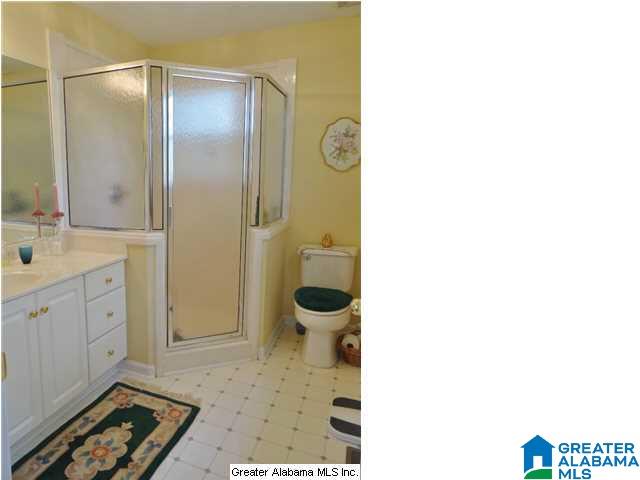 1014 Crest Road Leeds, AL 35094 - Photo 16 of 32