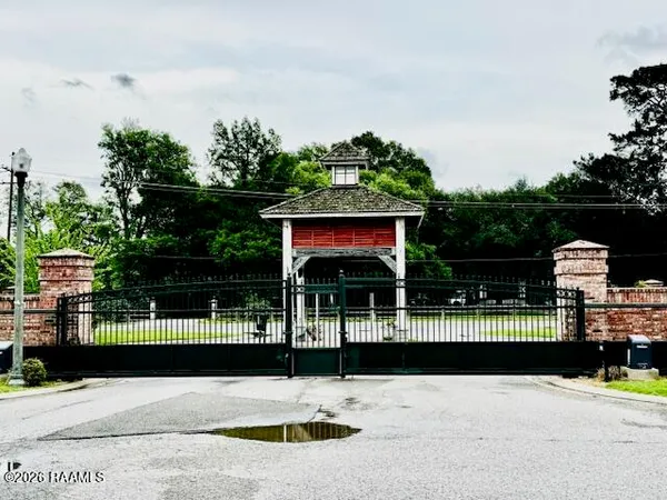 $229,000 | 190 Imperial Saint Landry Avenue, Opelousas, LA 70570