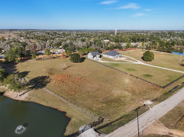$235,000 | 23300 Legacy Lane, Hempstead, TX 77445