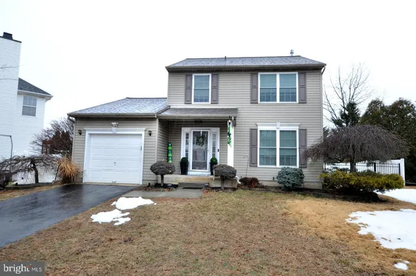 $385,000 | 15 Crawford Drive, Sicklerville, NJ 08081