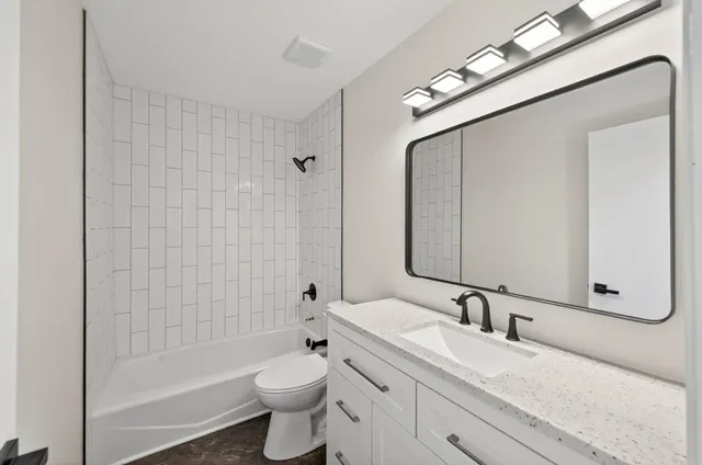 $347,500 | 3432 Lee Avenue North, Crystal, MN 55422