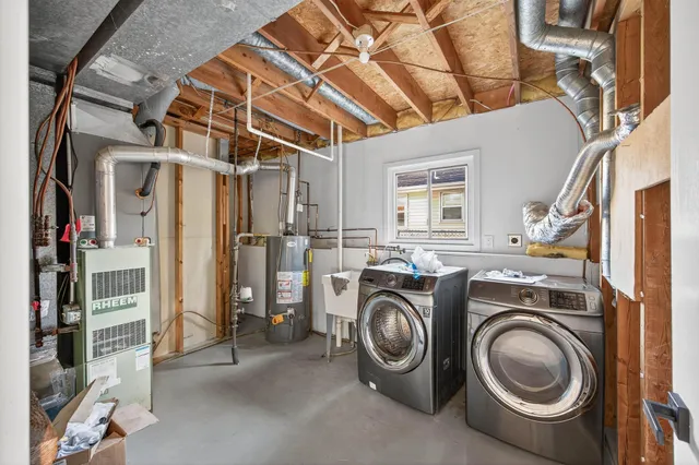 $347,500 | 3432 Lee Avenue North, Crystal, MN 55422