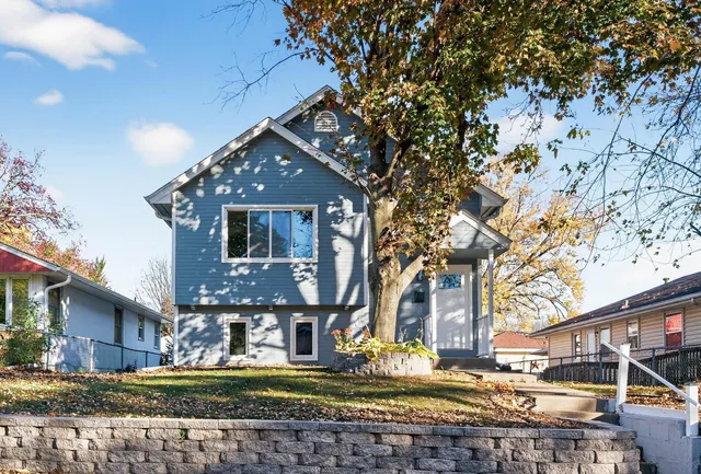 $347,500 | 3432 Lee Avenue North, Crystal, MN 55422