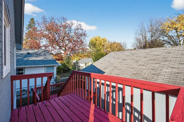 $347,500 | 3432 Lee Avenue North, Crystal, MN 55422